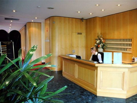 Sandown Regency & Serviced Apartments - Accommodation Sunshine Coast 1