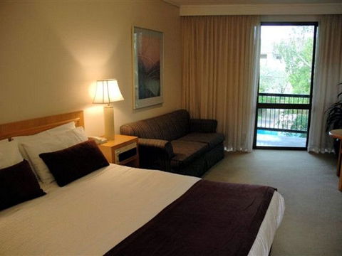 Sandown Regency & Serviced Apartments - Accommodation Sunshine Coast 2