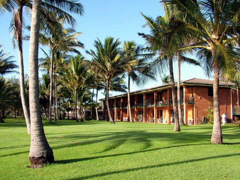 Sarina Beach Motel - Accommodation Sunshine Coast 1