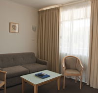Taft Motor Inn - Accommodation Sunshine Coast