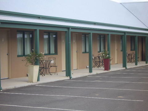 The Bakehouse Motel - Accommodation Sunshine Coast 5