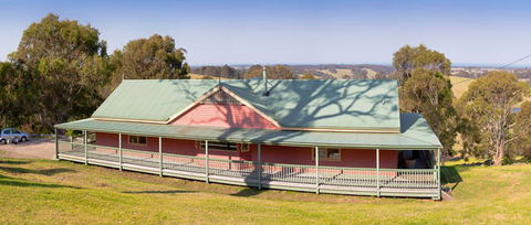 The Bryn At Tilba - Accommodation Sunshine Coast 0