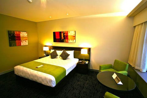 The Colmslie Hotel Suites & Conference Centre - Accommodation Sunshine Coast 2