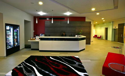 The Colmslie Hotel Suites & Conference Centre - Accommodation Sunshine Coast 3