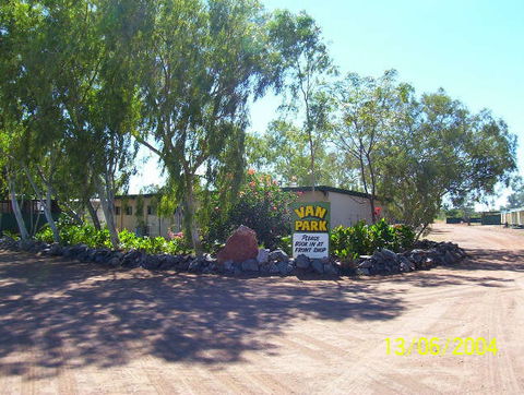 Threeways Road House - Accommodation Sunshine Coast 0