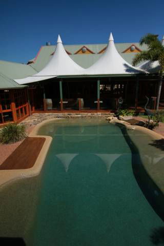 Tinaroo Lake Resort - Holiday Apartments - Accommodation Sunshine Coast 4