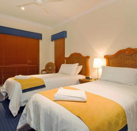 Tinaroo Lake Resort - Holiday Apartments - Accommodation Sunshine Coast 8