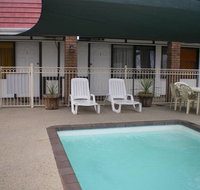 Tudor House Motel - Accommodation Sunshine Coast