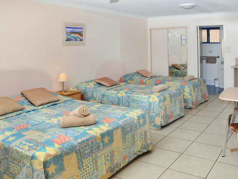 Yamba Twin Pines Motel - Accommodation Sunshine Coast 7