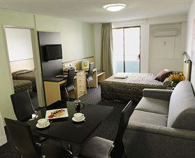 Goodearth Hotel - Accommodation Sunshine Coast 2