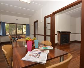 Governors Circle - Accommodation Sunshine Coast 1