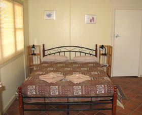 Lake Grace Saltbush Inn - Accommodation Sunshine Coast 1