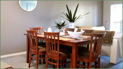 Churchill Apartments - Accommodation Sunshine Coast 2