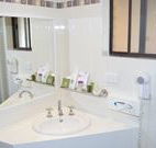 Hilltops Retreat Motor Inn - Young - Accommodation Sunshine Coast