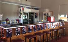 Ivanhoe Hotel Motel - Ivanhoe - Accommodation Sunshine Coast 0