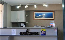 Lakeview Motor Inn - Belmont - Accommodation Sunshine Coast 1