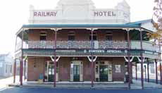 Railway Hotel - Grenfell - Accommodation Sunshine Coast 0