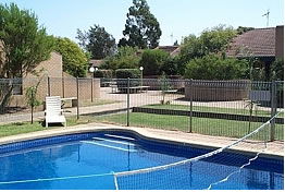 Executive Hideaway Motel - Accommodation Sunshine Coast 0
