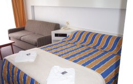 Lobster Motor Inn - Accommodation Sunshine Coast 1