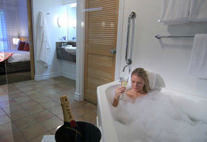 Novotel Twin Waters Resort - Accommodation Sunshine Coast 2