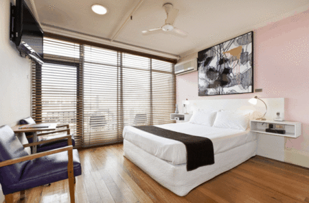 Tolarno Hotel - Accommodation Sunshine Coast 4