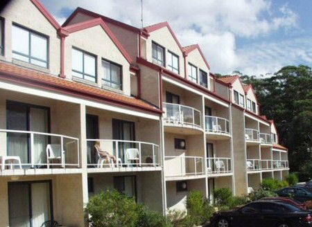 Nelson Bay Breeze Resort - Accommodation Sunshine Coast 0