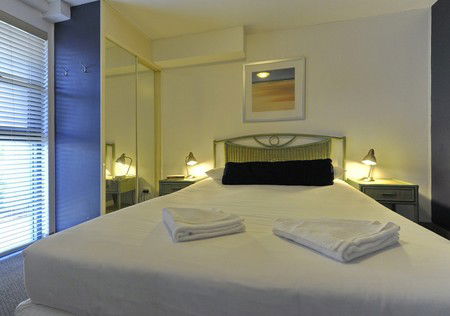 Nelson Bay Breeze Resort - Accommodation Sunshine Coast 2