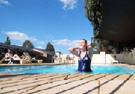Zig Zag Motel - Accommodation Sunshine Coast 0