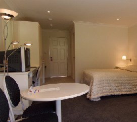 Zig Zag Motel - Accommodation Sunshine Coast 2