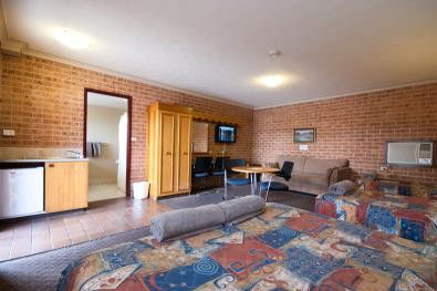 Blue Gum Motor Inn - Accommodation Sunshine Coast 1