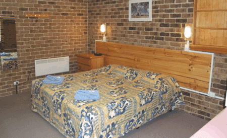 Acacia Snowy Motel - Accommodation Sunshine Coast