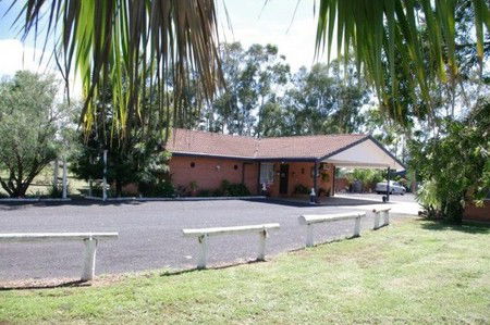 Castlereagh Motor Inn - Accommodation Sunshine Coast 1