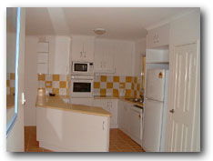 Beach Court Holiday Villas - Accommodation Sunshine Coast 5