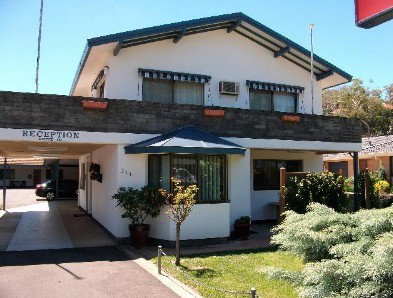 Alkira Motel - Accommodation Sunshine Coast 0