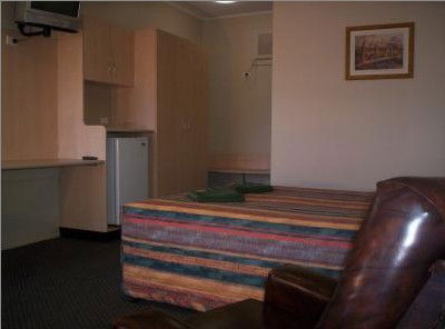 Gilgandra Motel - Accommodation Sunshine Coast 1