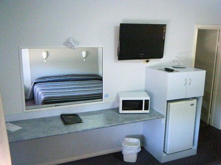 Orana Windmill Motel - Accommodation Sunshine Coast 1