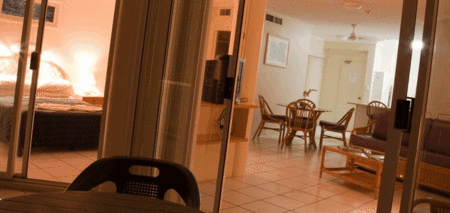 Golden Sands Beachfront Apartment Resort - Accommodation Sunshine Coast 2