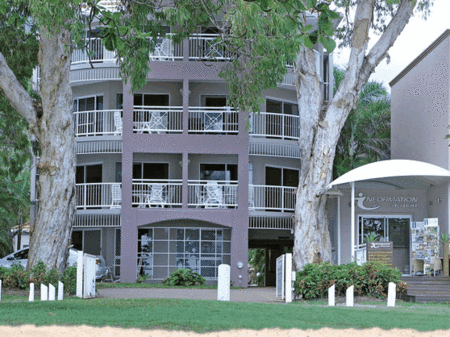 Coral Horizons Beachfront Apartments - Accommodation Sunshine Coast