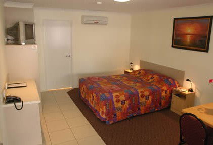 White Gums Motor Inn - Accommodation Sunshine Coast 3