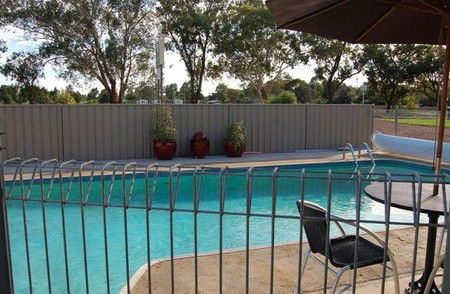 Mia Motel - Accommodation Sunshine Coast 0