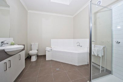 Moonlight Bay Resort - Accommodation Sunshine Coast 4