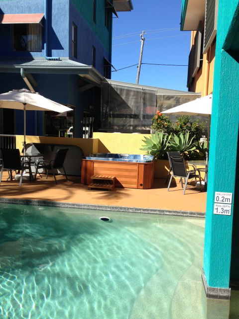 Coolum Beach Resort - Accommodation Sunshine Coast 2