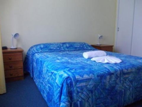 Skyline Holiday Units - Accommodation Sunshine Coast 2
