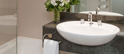 Rydges Melbourne - Accommodation Sunshine Coast 2