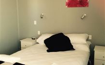 Town House Motor Inn - Young - Accommodation Sunshine Coast 4