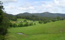 Oakleigh Farm Cottages - Accommodation Sunshine Coast 1