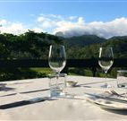 Hillcrest Mountain  View Retreat - Accommodation Sunshine Coast