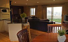 Mannus Lake B And B - Accommodation Sunshine Coast 0