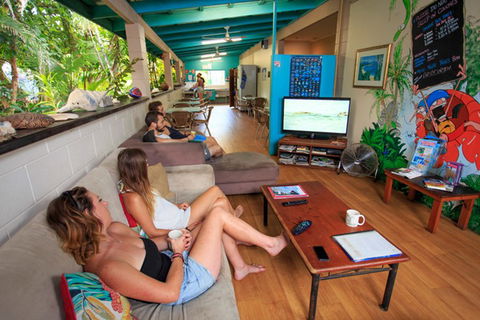 Mission Beach Retreat YHA - Accommodation Sunshine Coast 4