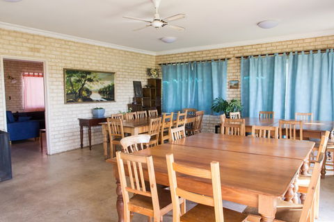 Augusta - Cape Leeuwin YHA - Accommodation Sunshine Coast 4